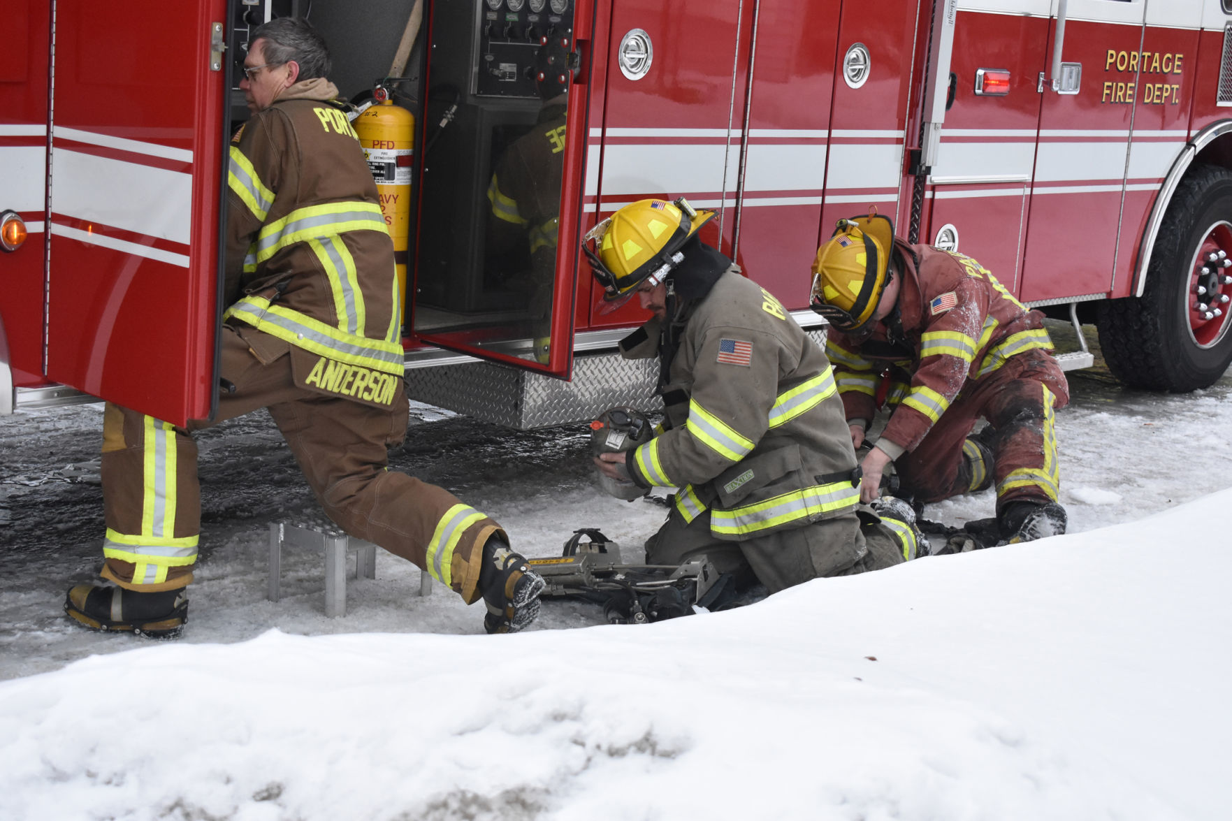 022619-port-news-house-fire-firefighters